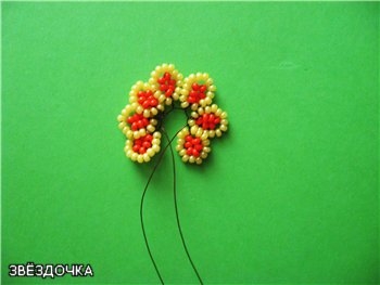 Бархатцы из бисера